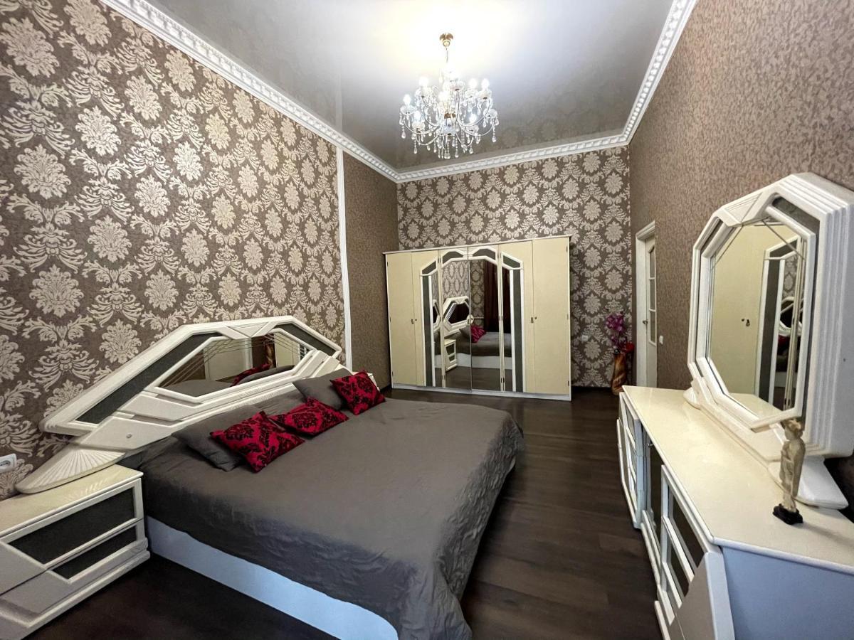 Ferienwohnung Amazing Heart Of Kiev Exterior foto